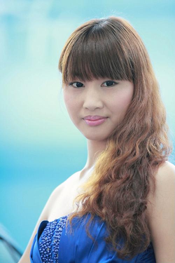 小h视频应用主界面展示